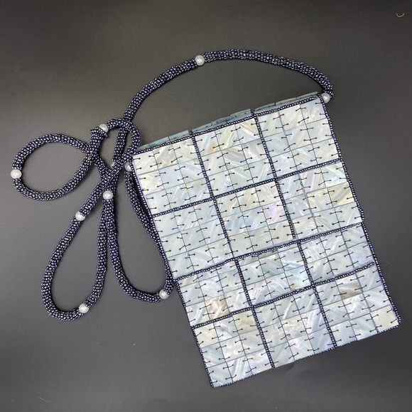 Mad by design silk and horn purse - Picture 1 of 8